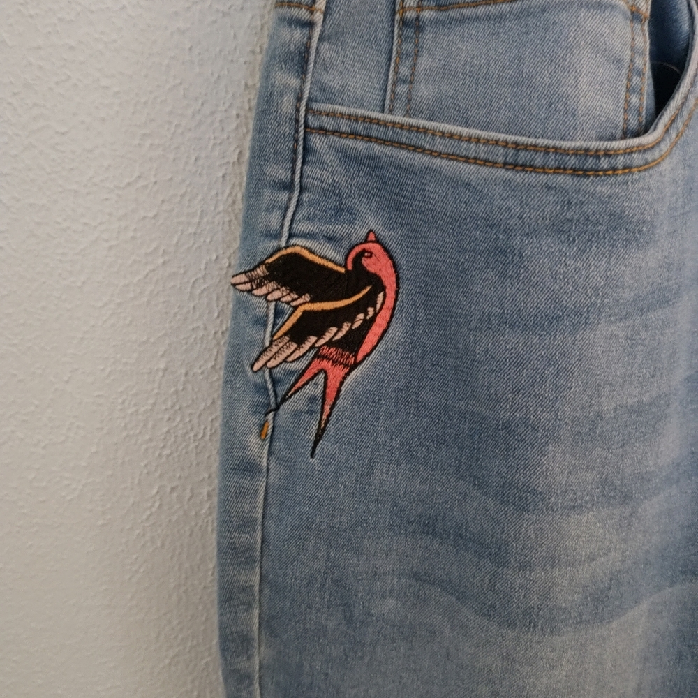 Venus embroidered jeans